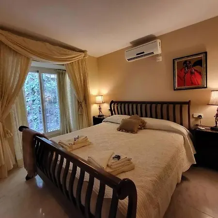 Tess Casa Mariposas, Casa Magica 度假居